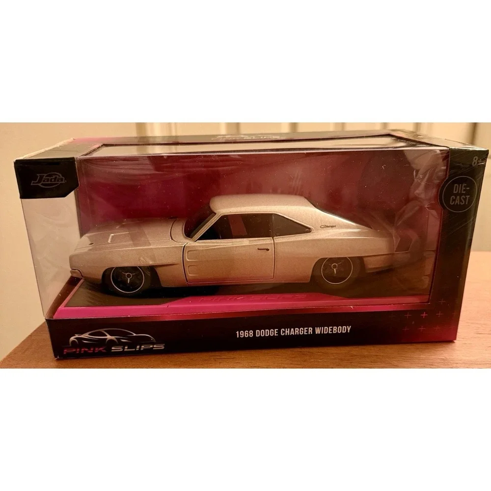 JADA PINK SLIPS 1968 DODGE CHARGER WIDEBODY 1:24 SCALE  Diecast New‎